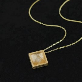 Pyramid-latest-design-saudi-gold-jewelry-necklace (1)